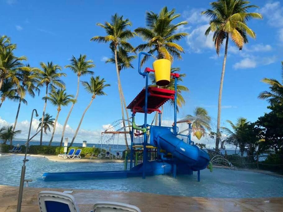 Beach Access + 3 Pools + Ocean Views - 2Br In Palmas - Sleeps 7 Appartement Humacao Buitenkant foto