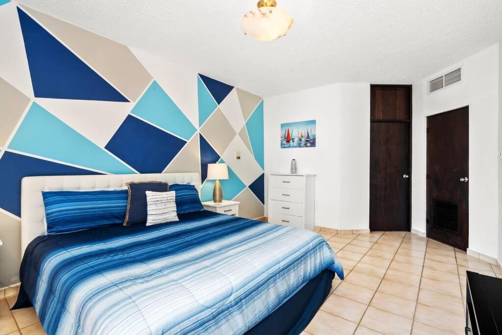 Beach Access + 3 Pools + Ocean Views - 2Br In Palmas - Sleeps 7 Appartement Humacao Buitenkant foto