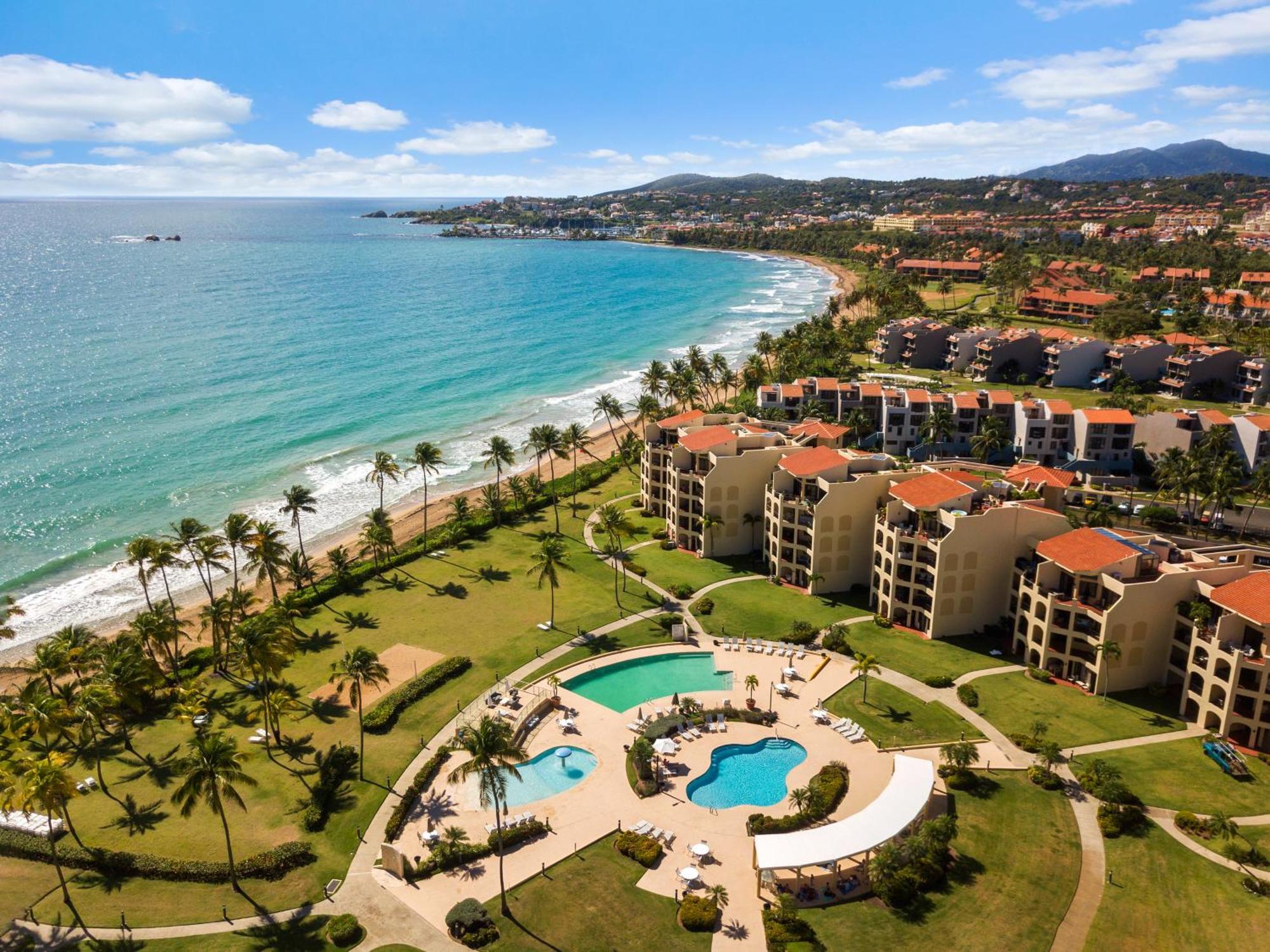 Beach Access + 3 Pools + Ocean Views - 2Br In Palmas - Sleeps 7 Appartement Humacao Buitenkant foto
